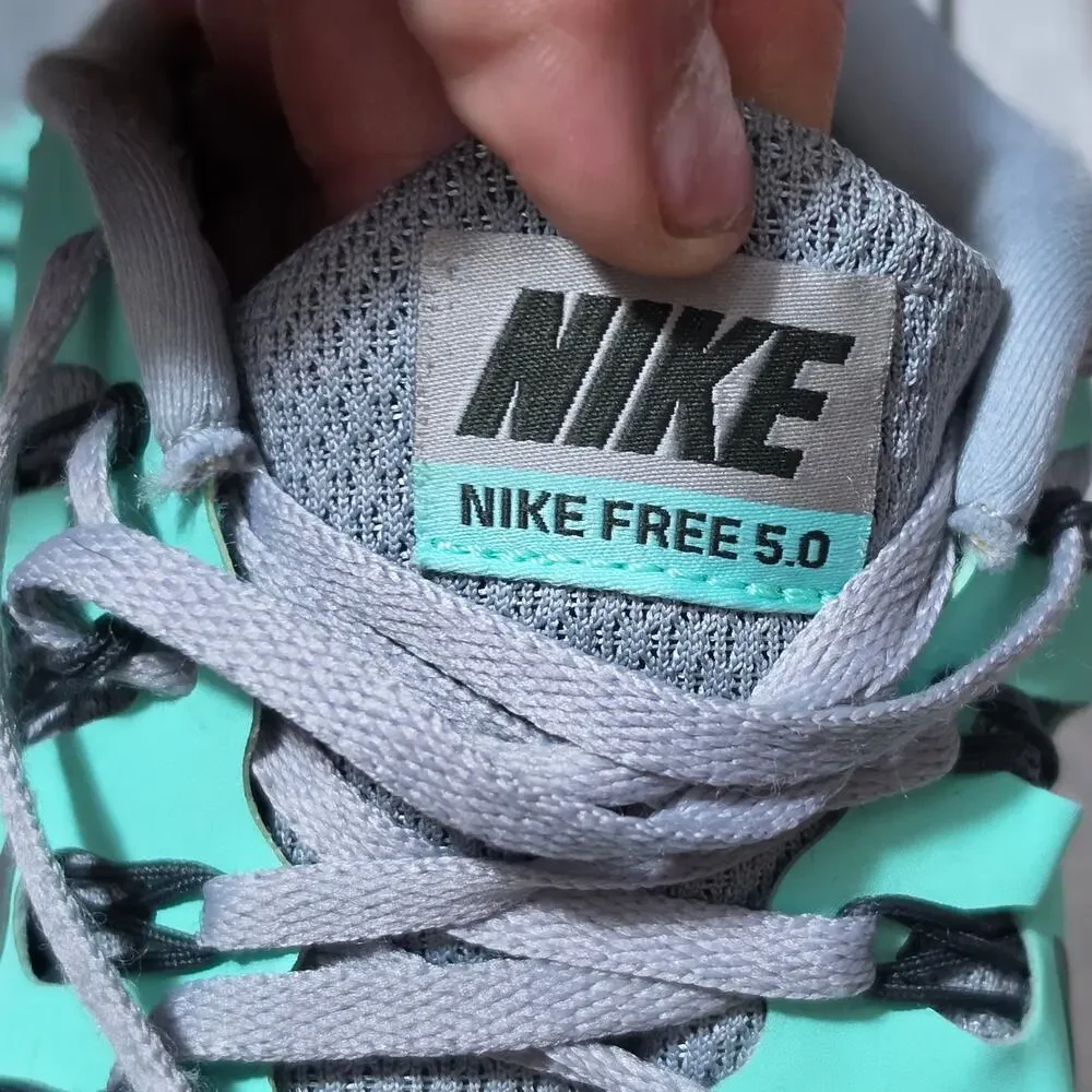 Women's Nike Free 5.0 Running Shoes Teal Green Lightweight Sneakers size 9